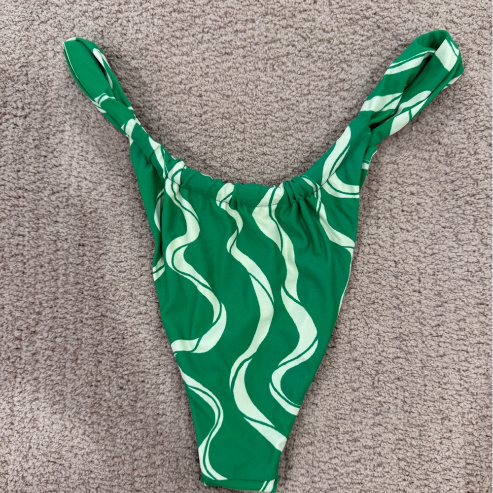 NWT Faithful the brand bikini bottoms - Picture 5 of 9